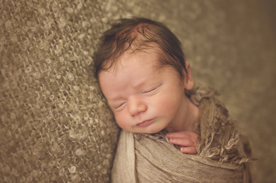 Baby-boy-newborn-photographer-iwan-lorna-knightingale.jpg