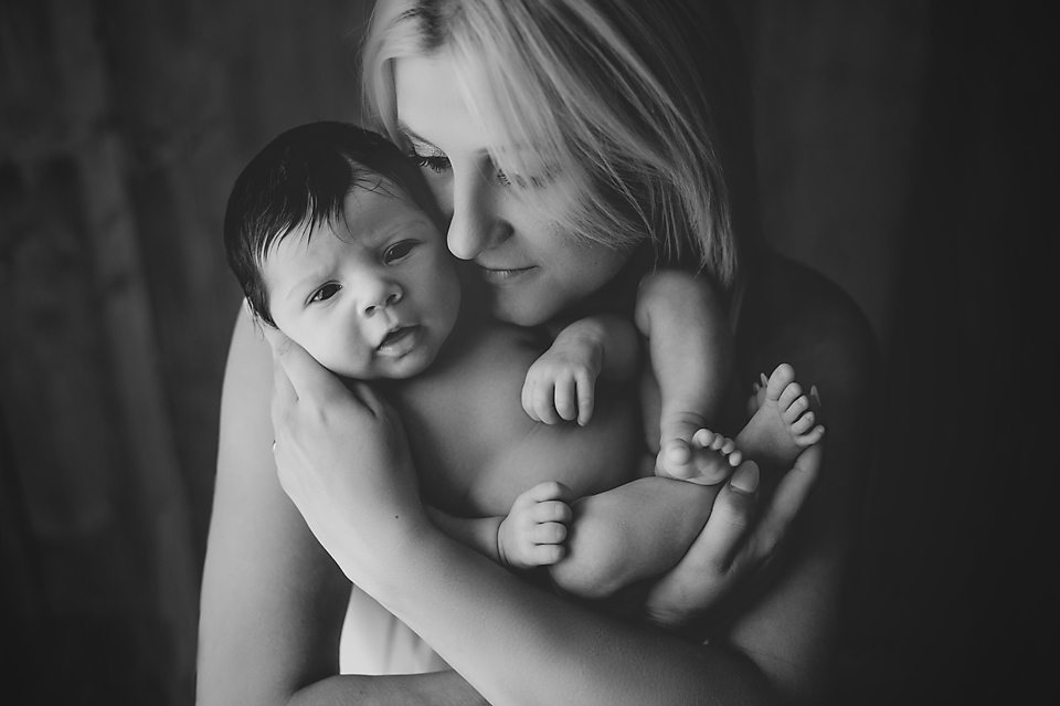 baby-girl-photographer-newborn-poppy-mama