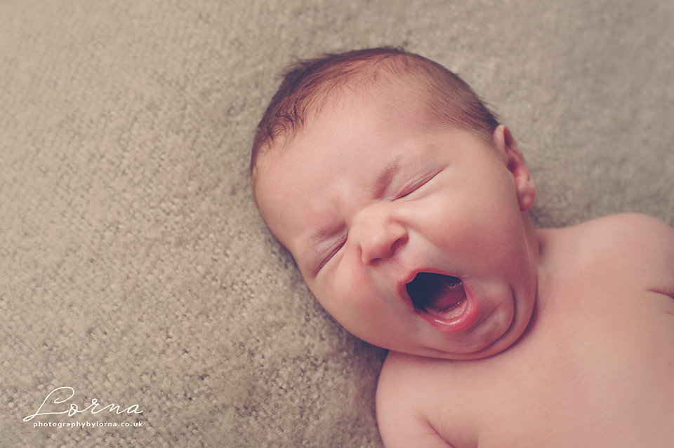 newborn-baby-cardiff-photographer-home-studio