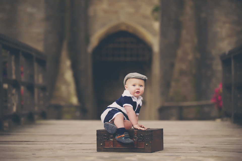 kids-photography-caerphilly-castle