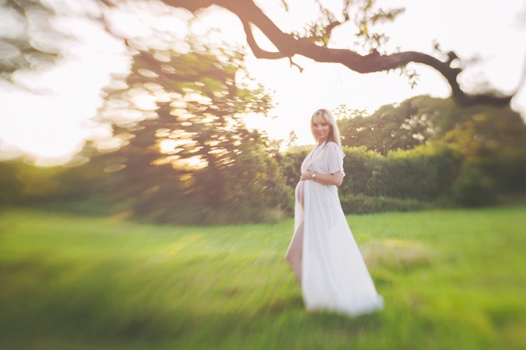 maternity-photography-pregnancy-bump-baby-mother-to-be-lorna-knightingale-cowbridge