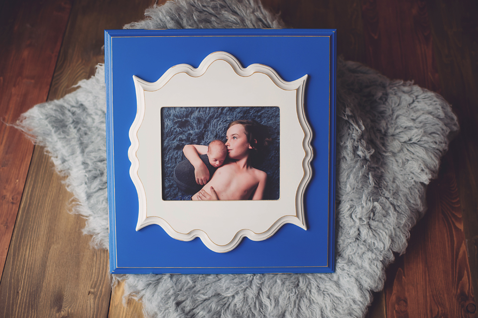 newborn-sibling-photography-session-lorna-knightingale-wales-photographer