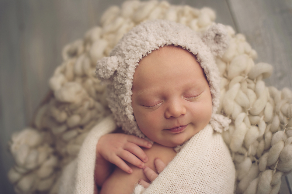photography-newborn-baby-boy-south-wales-lorna-knightingale