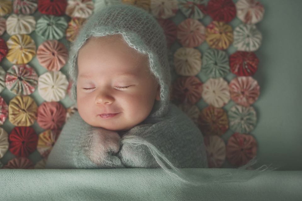 lorna-knightingale-photographer-newborn-baby-girls