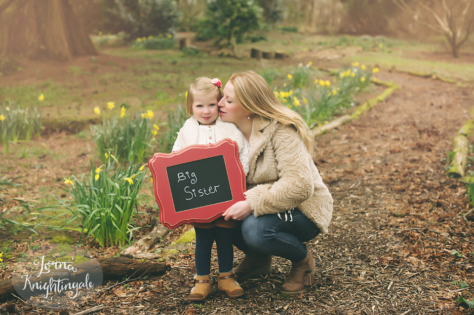 maternity-pregnancy-family-photo-shoot-miskin-south-wales-the-vale-lorna-knightingale8